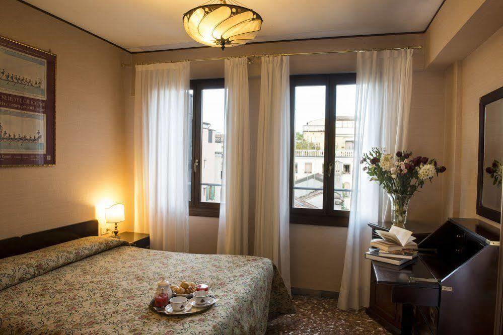Hotel Agli Alboretti Wenecja Zewnętrze zdjęcie